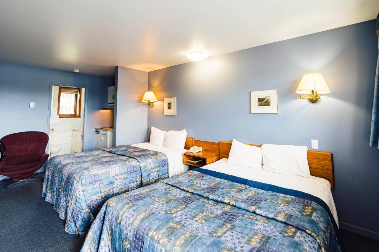 Auberge Harris Saint-Jean-sur-Richelieu Exterior photo